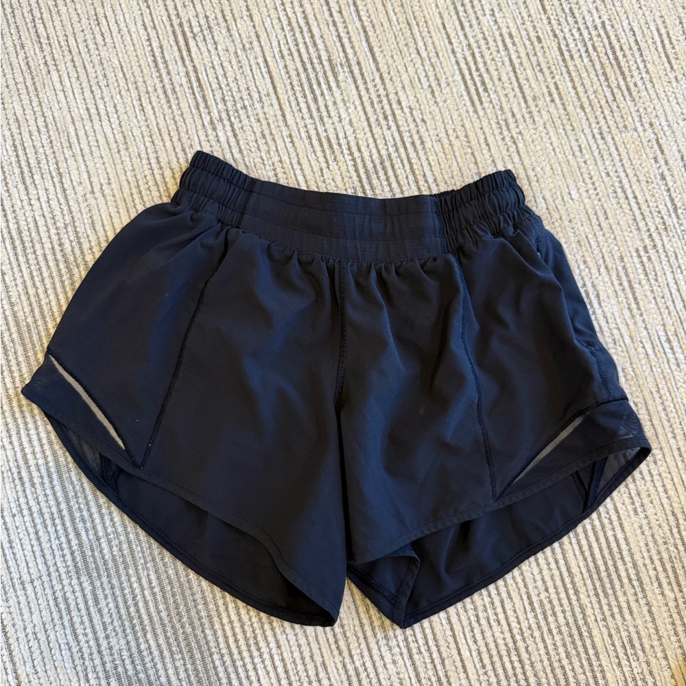 Lululemon hotty hot shorts!
